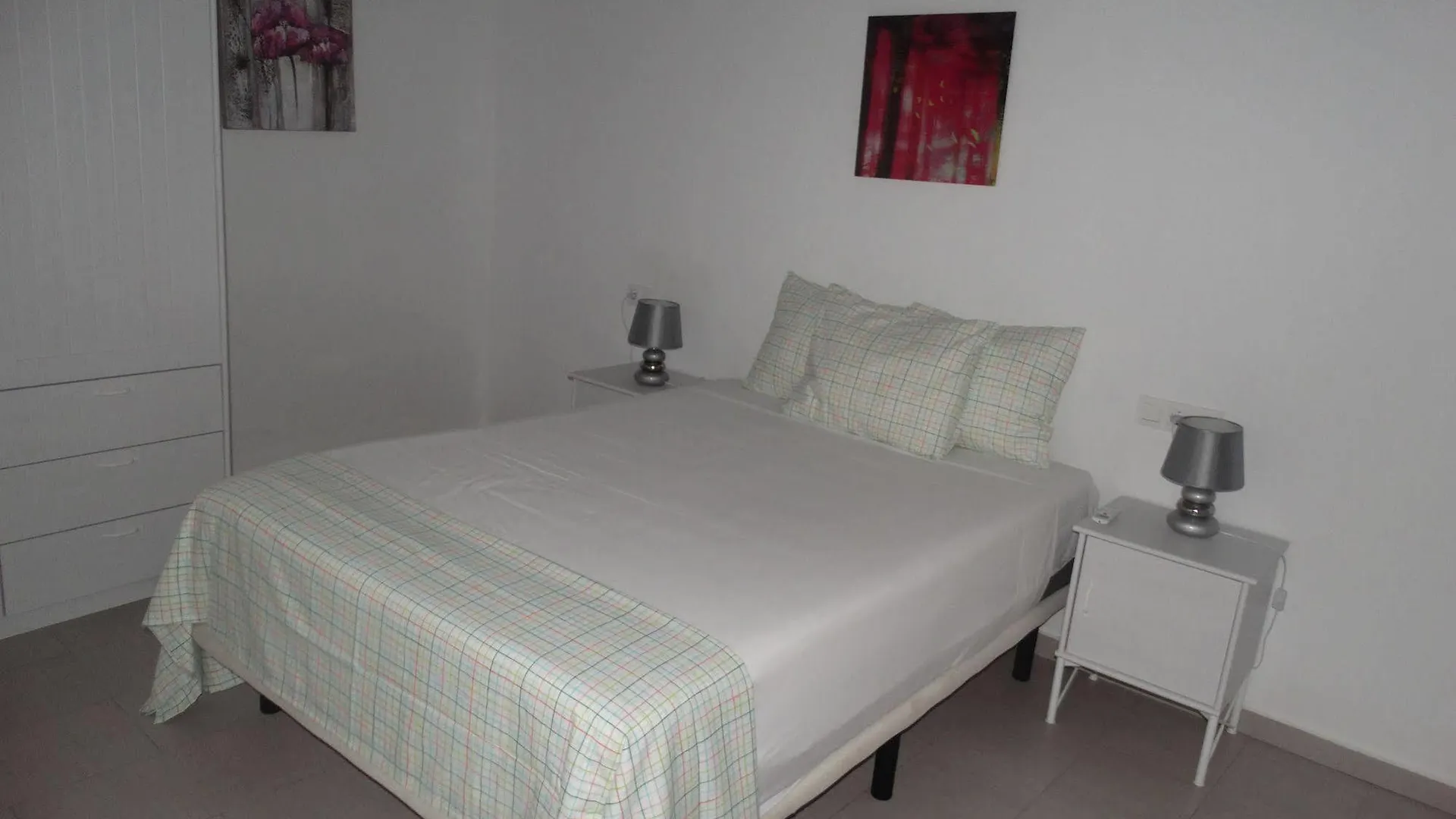Malaga Apartamentos - Nuno Gomez, 24 Apartment